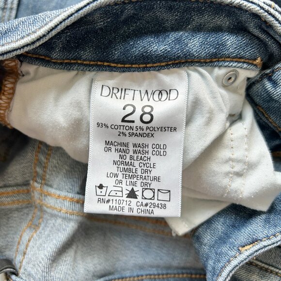 Driftwood Medium Wash Colette Aztec Embroidered Cuffed Bootcut Jeans Size 28 - Picture 5 of 9